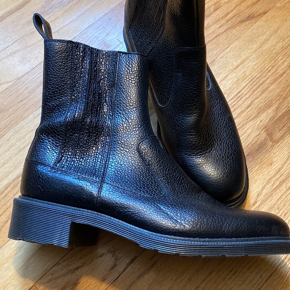 Dr Martens Boots Size 9 - Picture 3 of 7